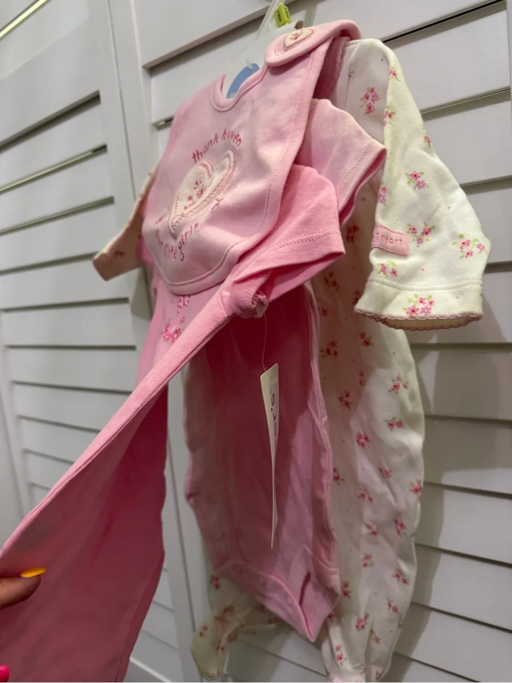 Pink Baby Girl Bodysuit & Bib Set - Floral Heart
